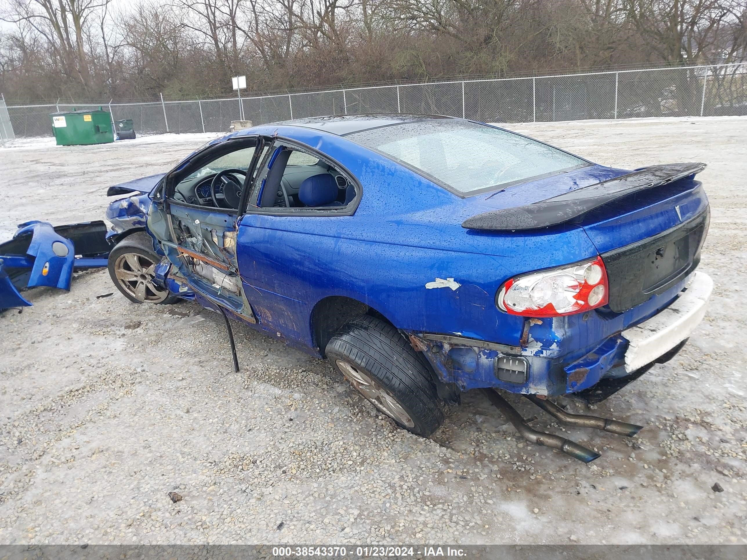 Photo 2 VIN: 6G2VX12G84L234836 - PONTIAC GTO 