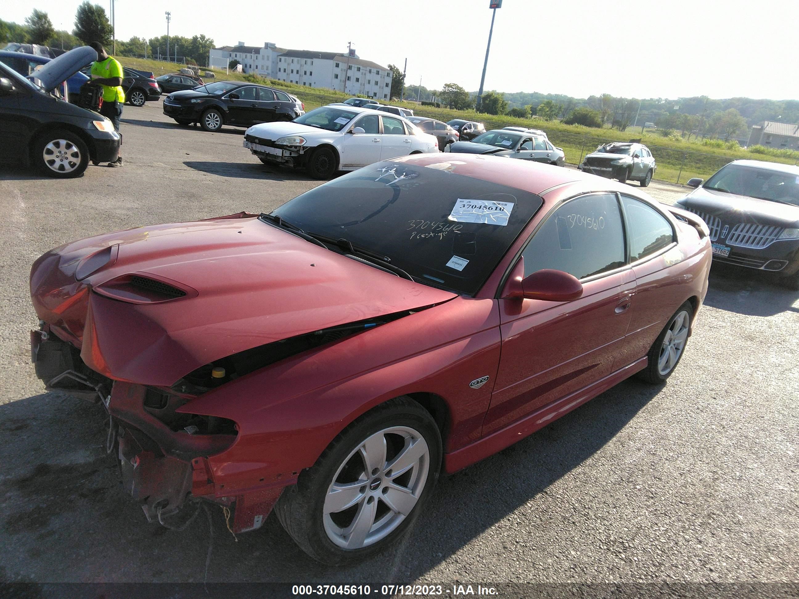 Photo 1 VIN: 6G2VX12U26L816116 - PONTIAC GTO 