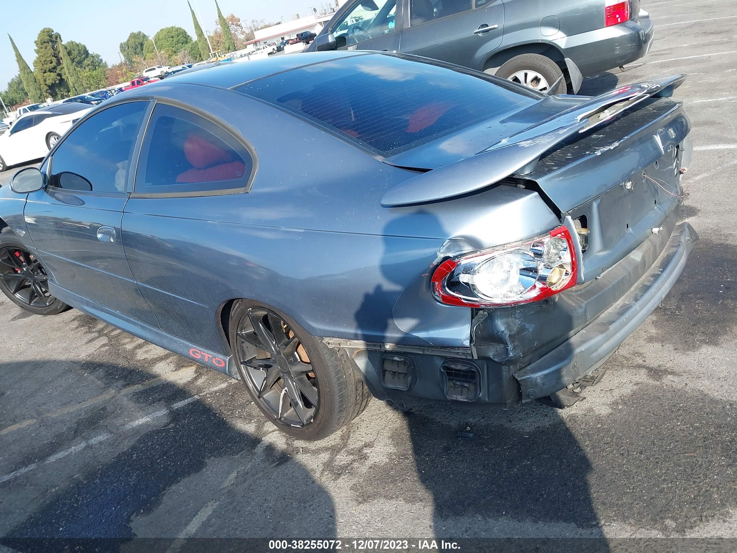 Photo 2 VIN: 6G2VX12U85L430654 - PONTIAC GTO 