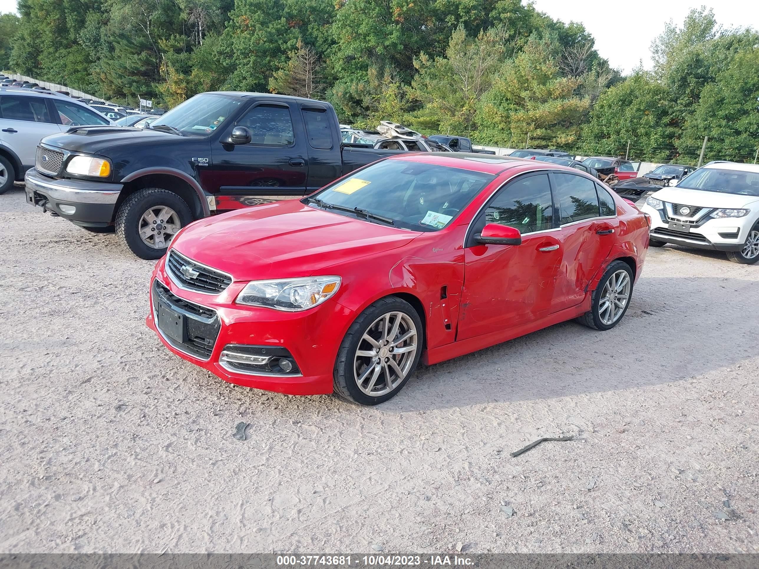 Photo 1 VIN: 6G3F15RW2EL950588 - CHEVROLET SS 