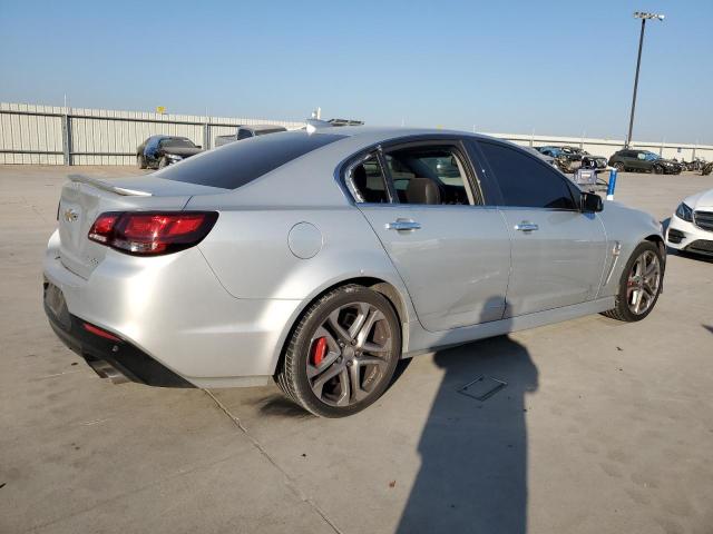 Photo 2 VIN: 6G3F15RW2HL307081 - CHEVROLET SS 