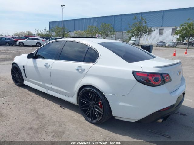 Photo 2 VIN: 6G3F15RW4GL209815 - CHEVROLET SS 