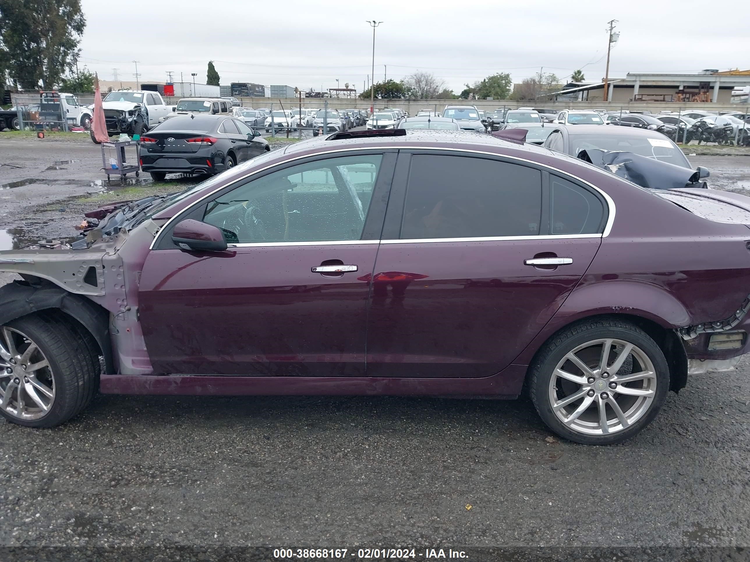 Photo 14 VIN: 6G3F15RW6FL123422 - CHEVROLET SS 