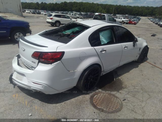 Photo 3 VIN: 6G3F15RW6GL223358 - CHEVROLET SS 