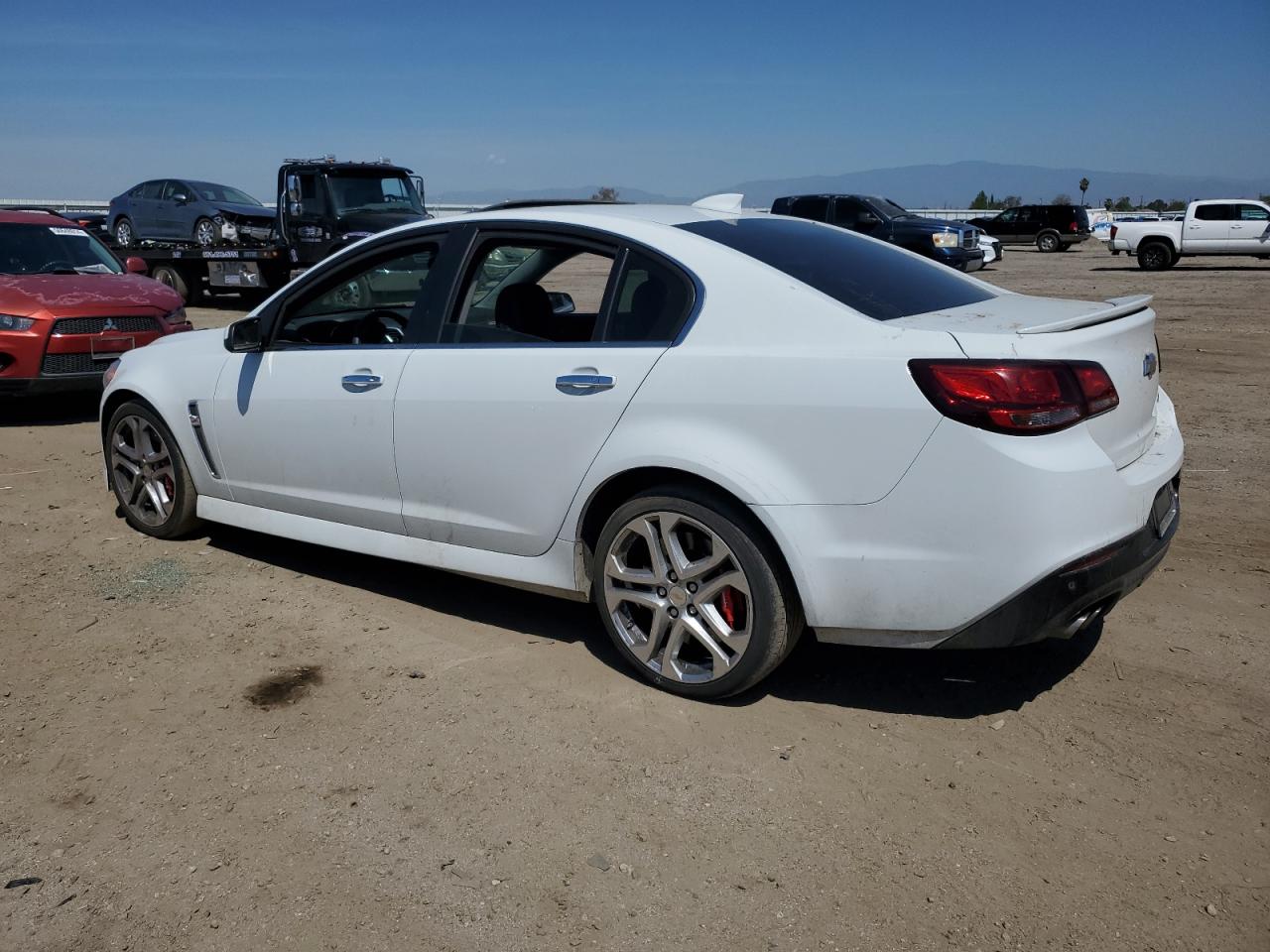 Photo 1 VIN: 6G3F15RW6HL304023 - CHEVROLET SS 