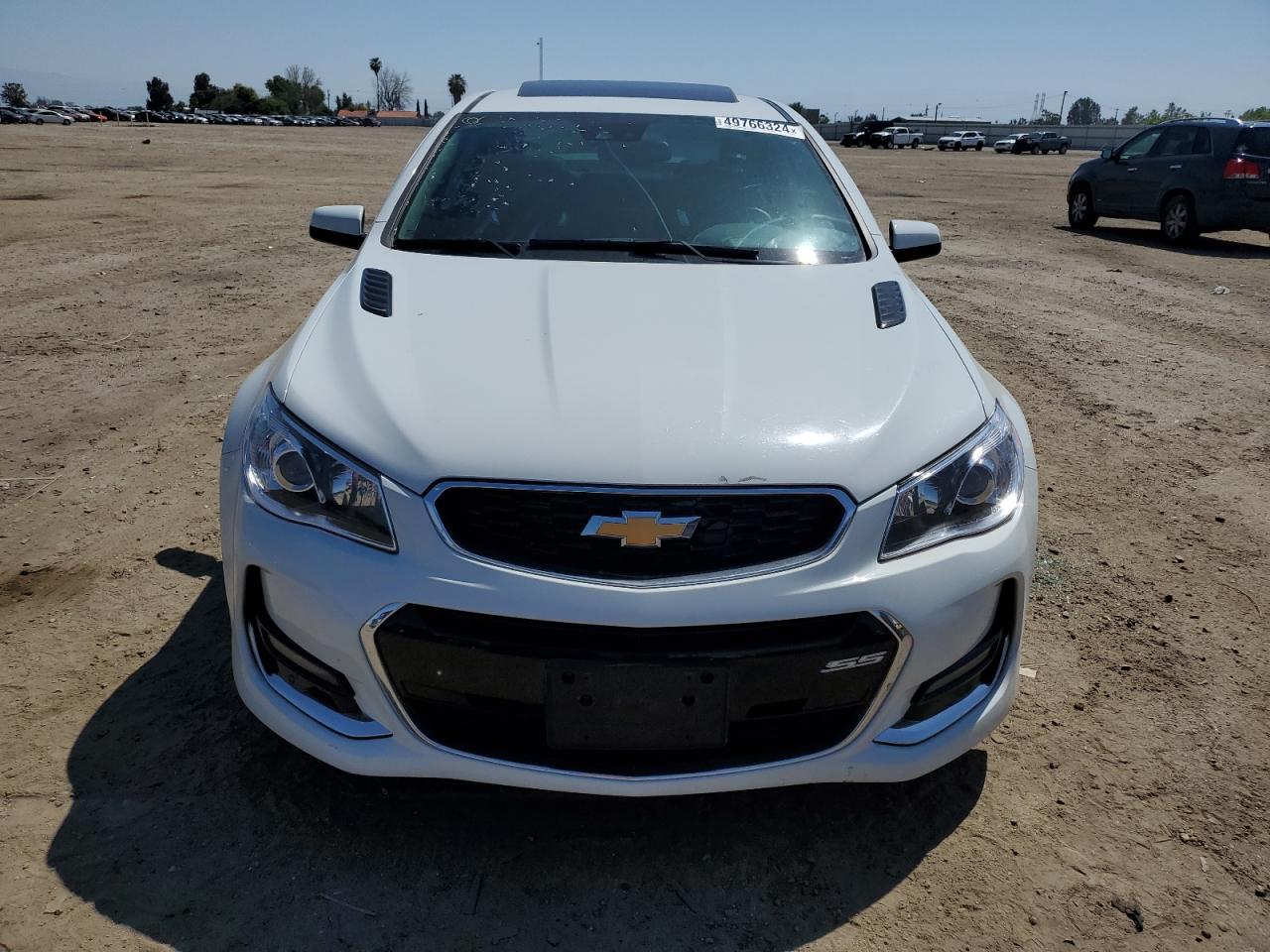 Photo 4 VIN: 6G3F15RW6HL304023 - CHEVROLET SS 