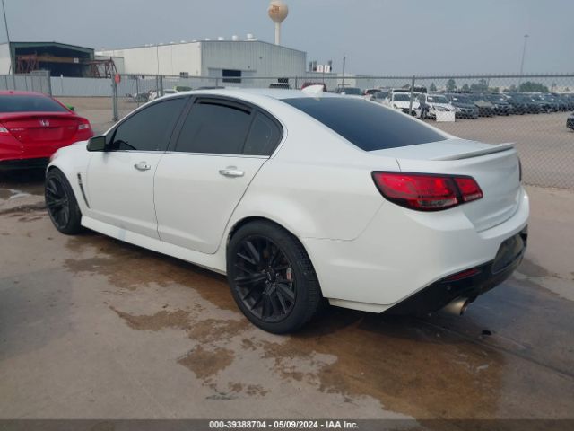 Photo 2 VIN: 6G3F15RW8FL105178 - CHEVROLET SS 