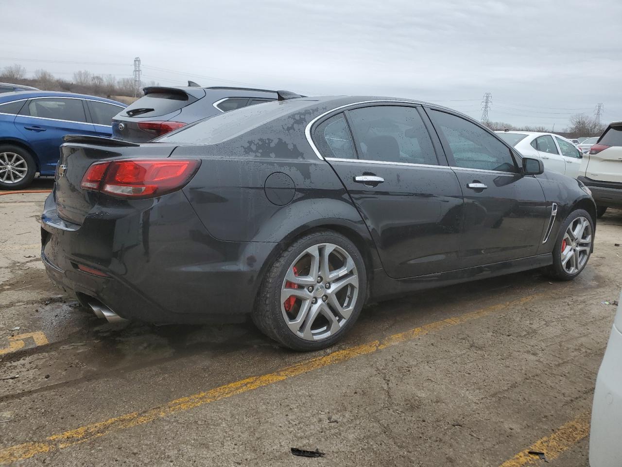 Photo 2 VIN: 6G3F15RW8HL303195 - CHEVROLET SS 