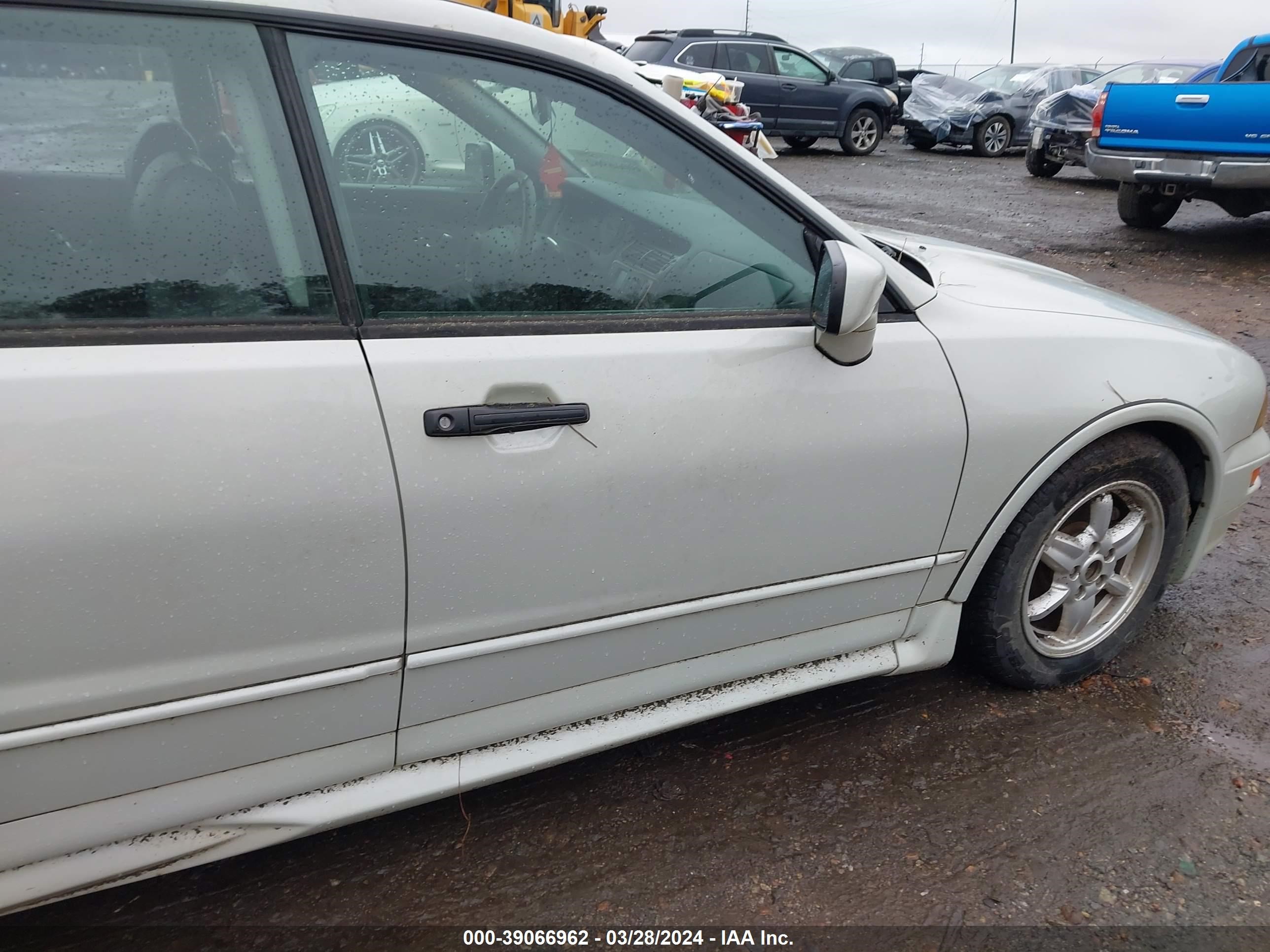 Photo 13 VIN: 6MMAP87P43T010153 - MITSUBISHI DIAMANTE 