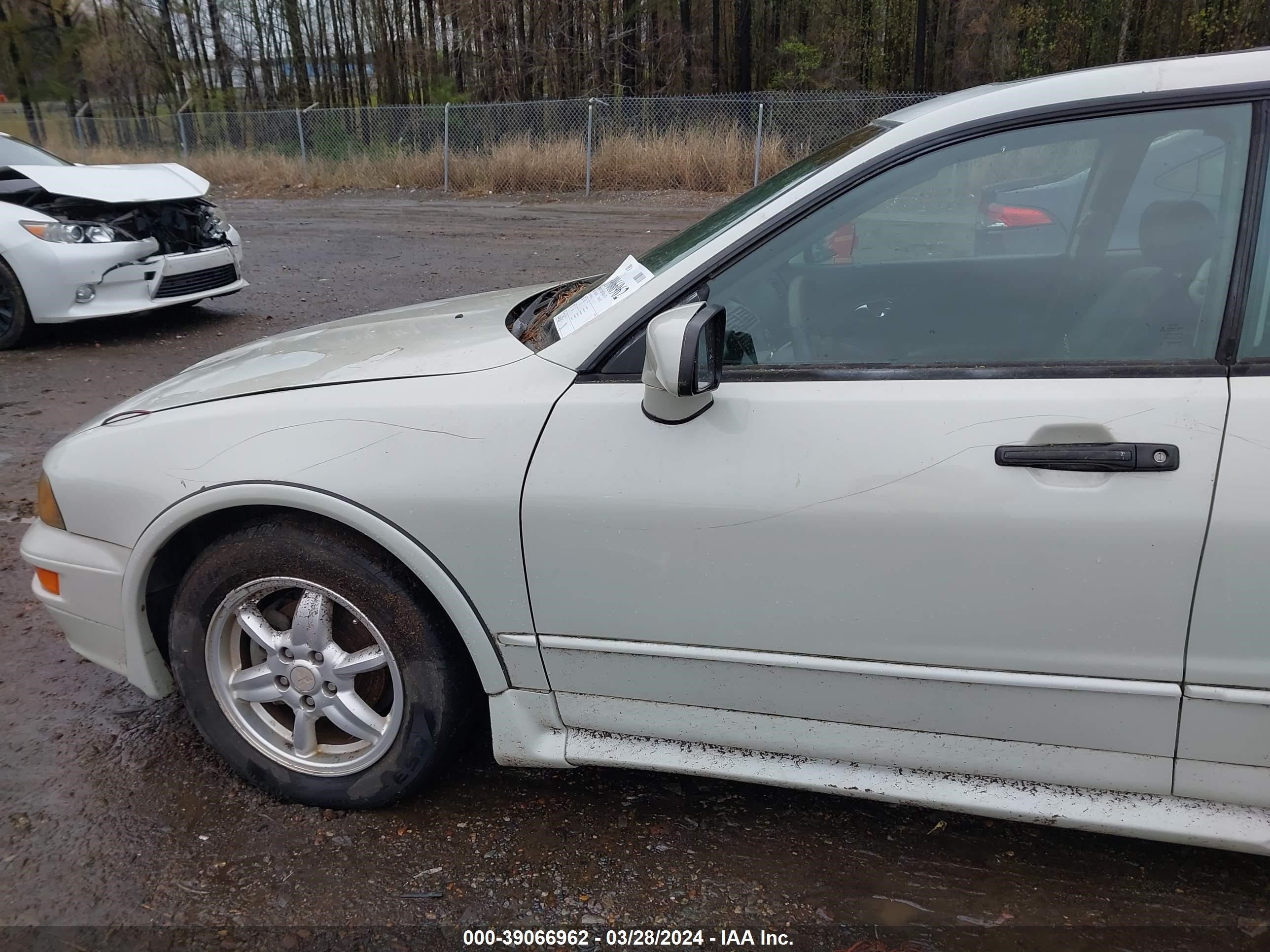 Photo 16 VIN: 6MMAP87P43T010153 - MITSUBISHI DIAMANTE 