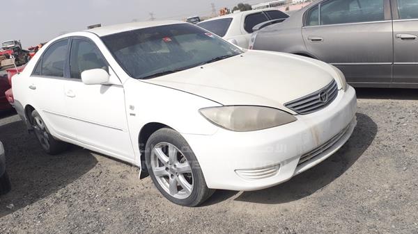 Photo 9 VIN: 6T1BE33K55X513929 - TOYOTA CAMRY 