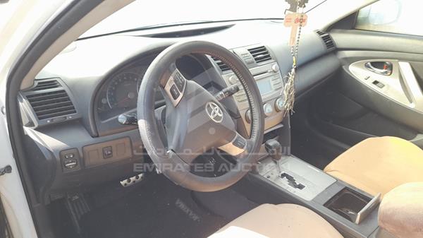 Photo 9 VIN: 6T1BE42K28X513365 - TOYOTA CAMRY 