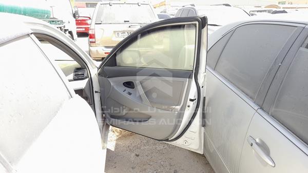 Photo 22 VIN: 6T1BE42K2BX708728 - TOYOTA CAMRY 