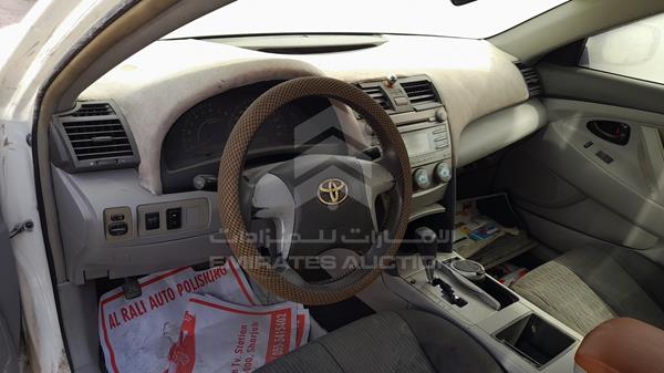 Photo 9 VIN: 6T1BE42K2BX708728 - TOYOTA CAMRY 