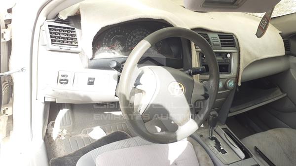 Photo 13 VIN: 6T1BE42K49X544747 - TOYOTA CAMRY 