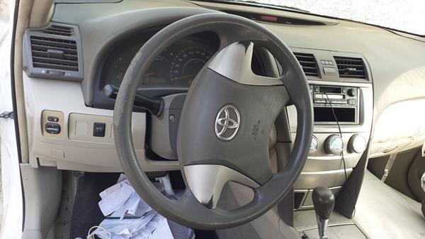 Photo 9 VIN: 6T1BE42K49X546479 - TOYOTA CAMRY 