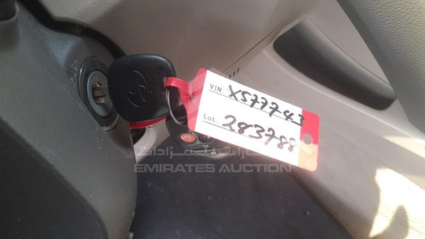 Photo 4 VIN: 6T1BE42K79X577743 - TOYOTA CAMRY 