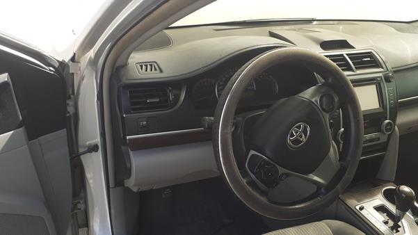 Photo 10 VIN: 6T1BF9FK1CX381695 - TOYOTA CAMRY 