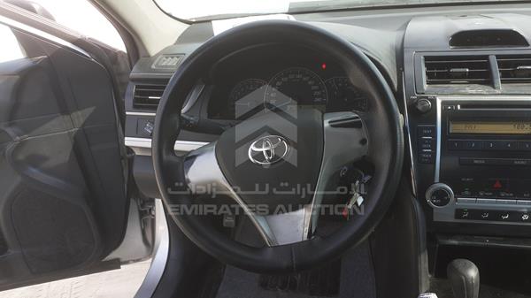 Photo 13 VIN: 6T1BF9FK2FX575883 - TOYOTA CAMRY 