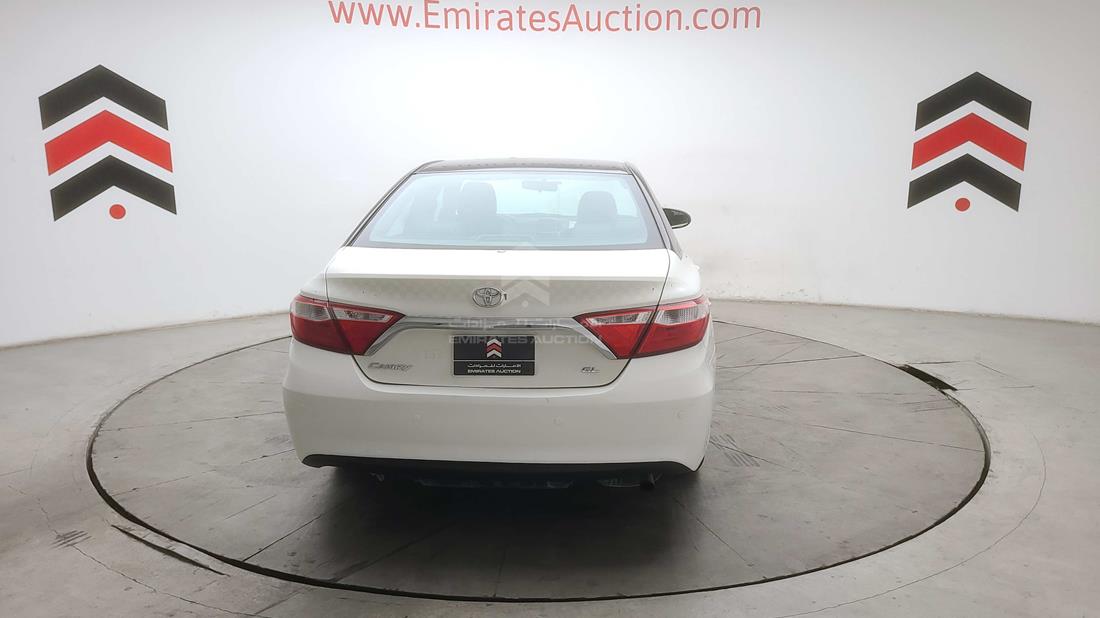 Photo 7 VIN: 6T1BF9FK4HX695591 - TOYOTA CAMRY 