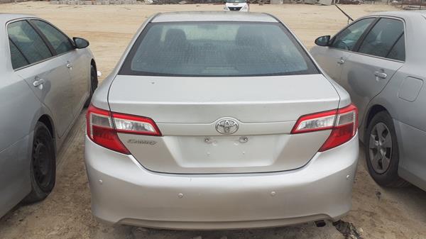 Photo 13 VIN: 6T1BF9FK5FX568233 - TOYOTA CAMRY 