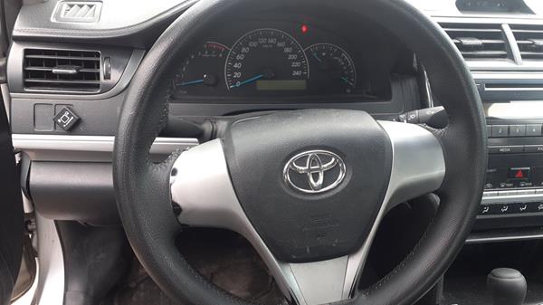 Photo 24 VIN: 6T1BF9FK5FX568233 - TOYOTA CAMRY 