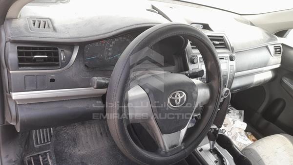 Photo 16 VIN: 6T1BF9FK5FX570192 - TOYOTA CAMRY 