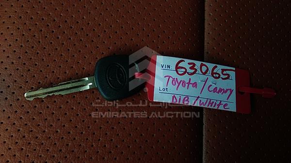 Photo 4 VIN: 6T1BF9FK7FX563065 - TOYOTA CAMRY 