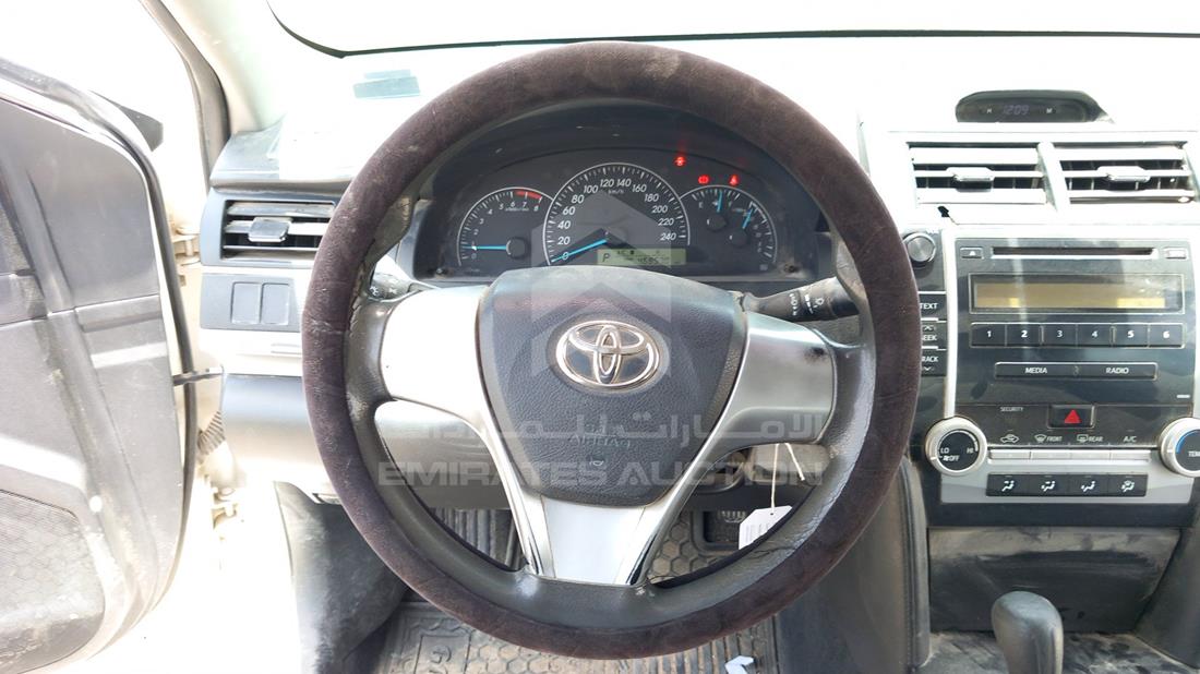 Photo 13 VIN: 6T1BF9FK7FX585163 - TOYOTA CAMRY 