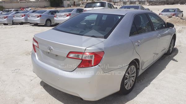 Photo 9 VIN: 6T1BF9FK8FX574186 - TOYOTA CAMRY 