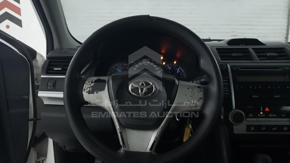 Photo 12 VIN: 6T1BF9FK9CX407962 - TOYOTA CAMRY 