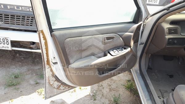 Photo 8 VIN: 6T1BG22K2YX383277 - TOYOTA CAMRY 