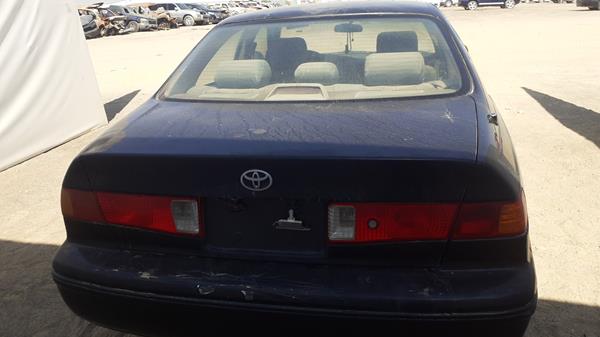 Photo 8 VIN: 6T1BG22K52X467259 - TOYOTA CAMRY 