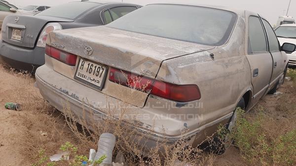 Photo 5 VIN: 6T1BG22K9YX402018 - TOYOTA CAMRY 