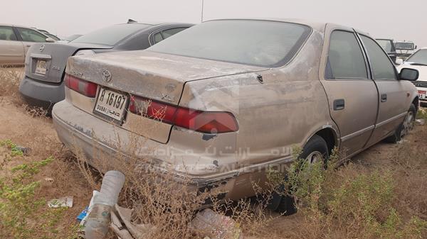 Photo 6 VIN: 6T1BG22K9YX402018 - TOYOTA CAMRY 