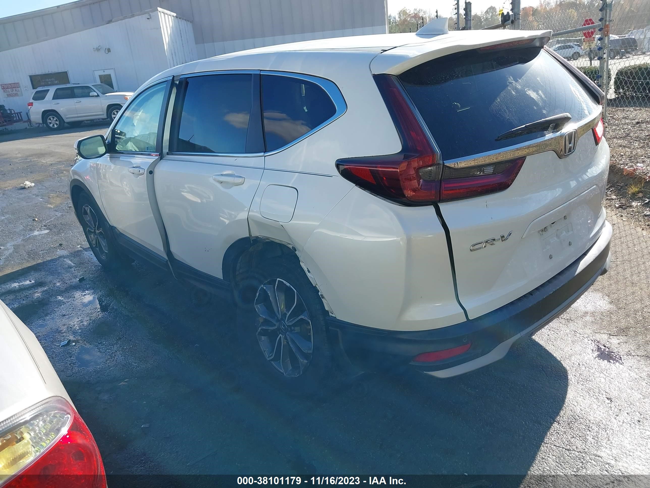 Photo 2 VIN: 7FARW1H5XLE028538 - HONDA CR-V 