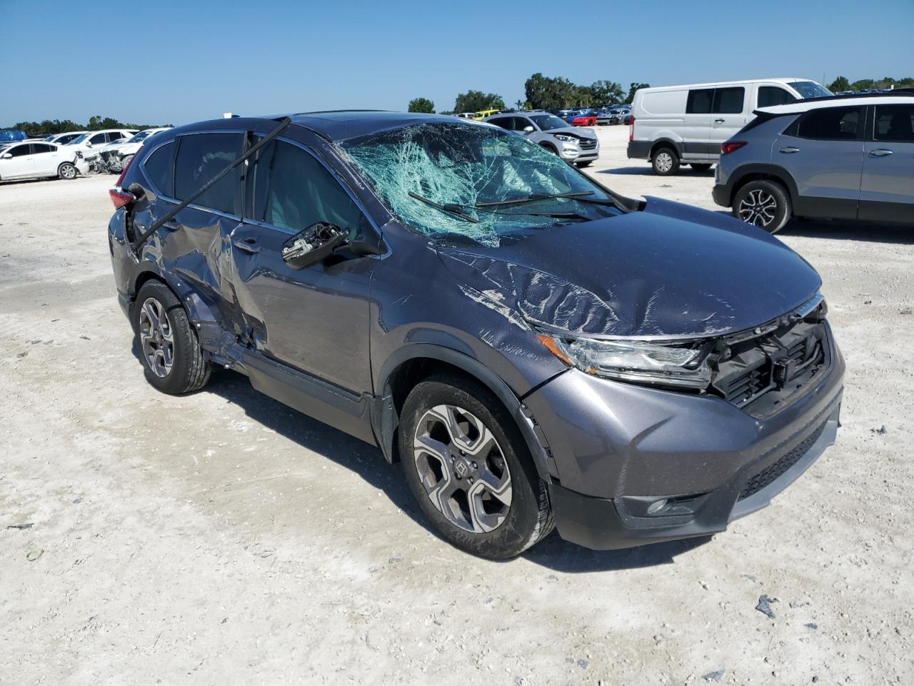 Photo 3 VIN: 7FARW1H82KE000063 - HONDA CR-V 