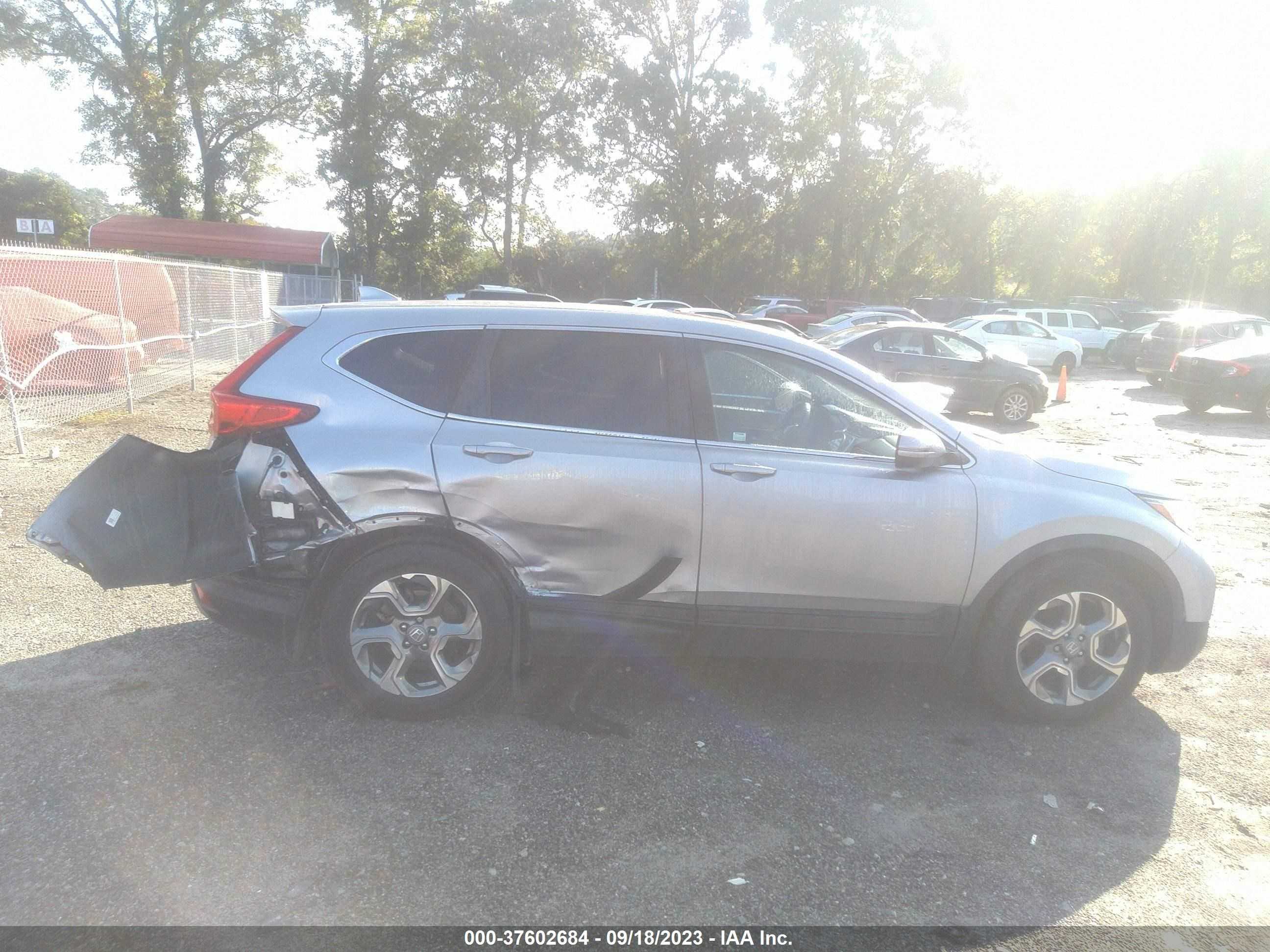 Photo 12 VIN: 7FARW1H85HE046091 - HONDA CR-V 