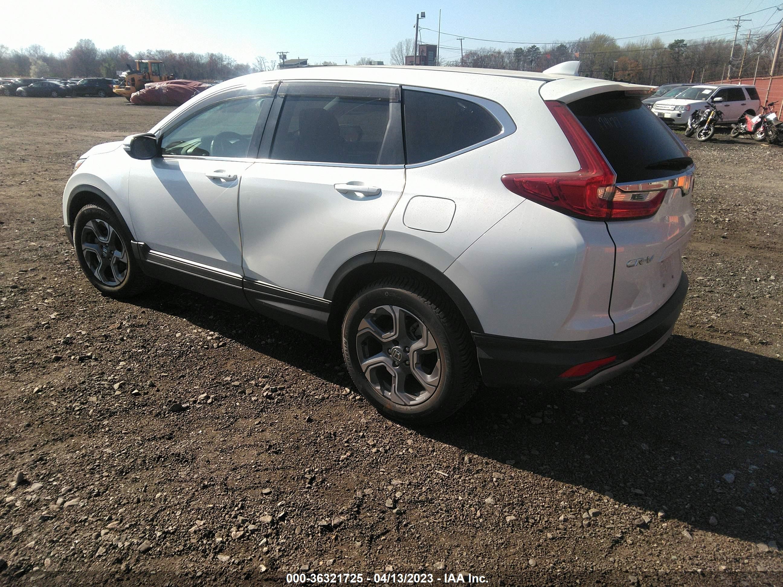 Photo 2 VIN: 7FARW2H52KE038050 - HONDA CR-V 