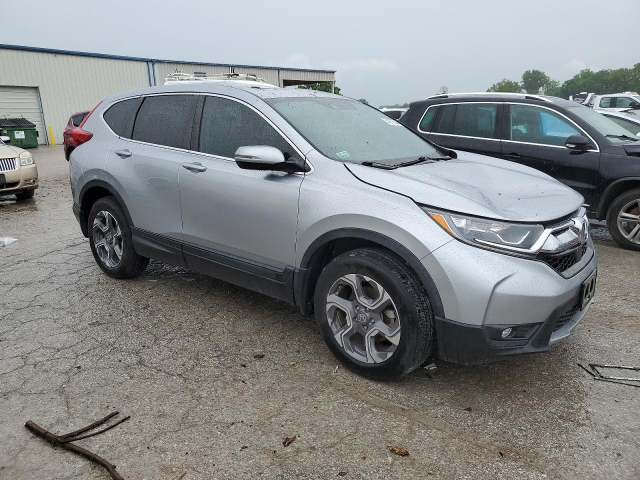 Photo 3 VIN: 7FARW2H58JE028234 - HONDA CR-V 