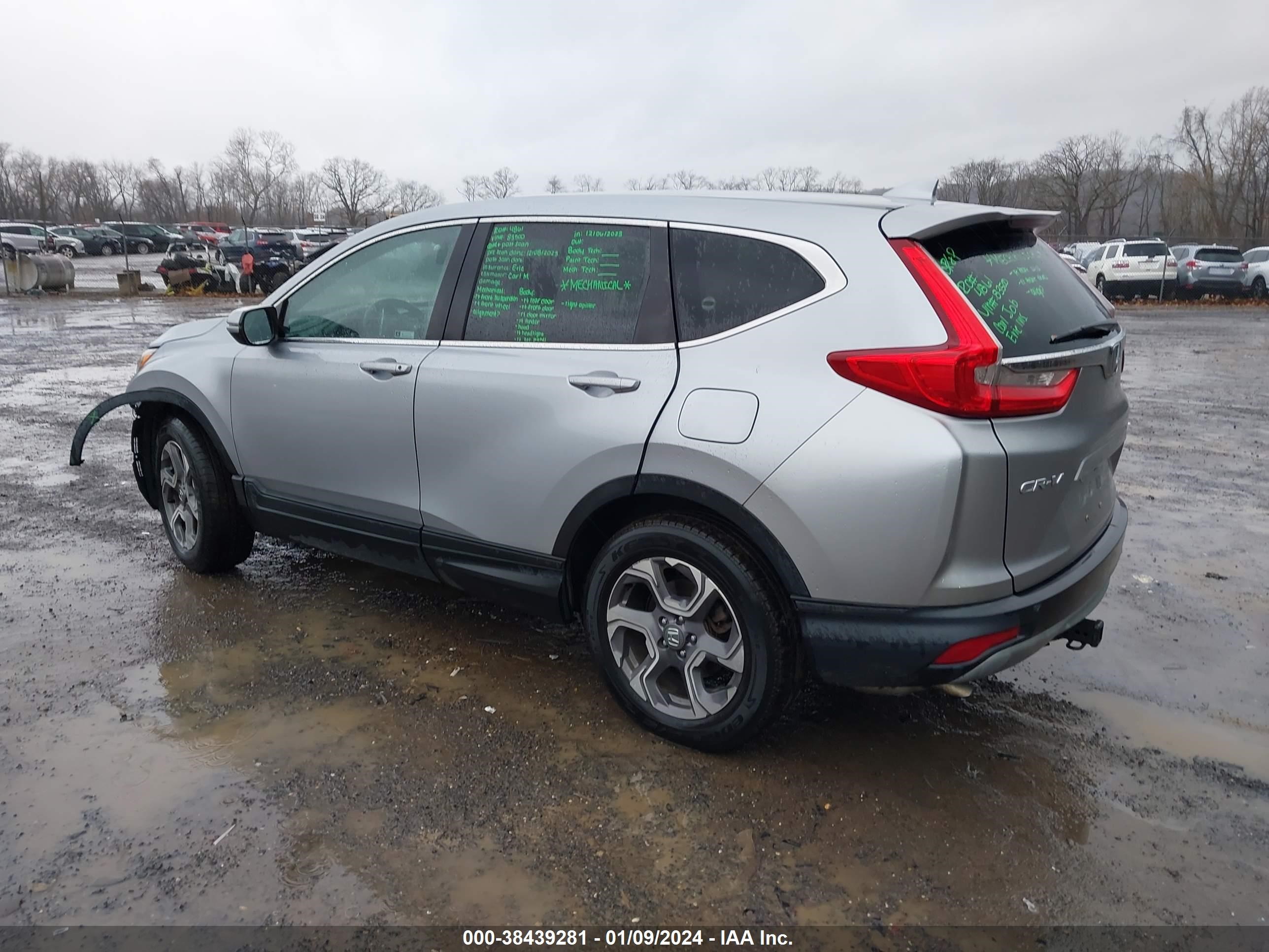 Photo 2 VIN: 7FARW2H80JE083500 - HONDA CR-V 