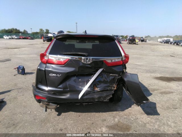 Photo 5 VIN: 7FARW2H81JE067001 - HONDA CR-V 