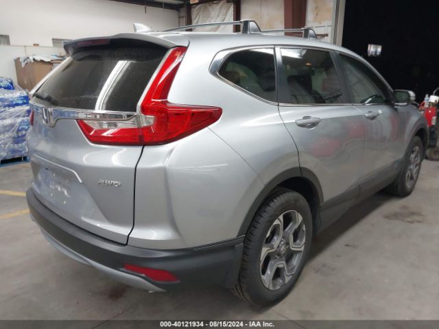 Photo 3 VIN: 7FARW2H82JE010385 - HONDA CR-V 