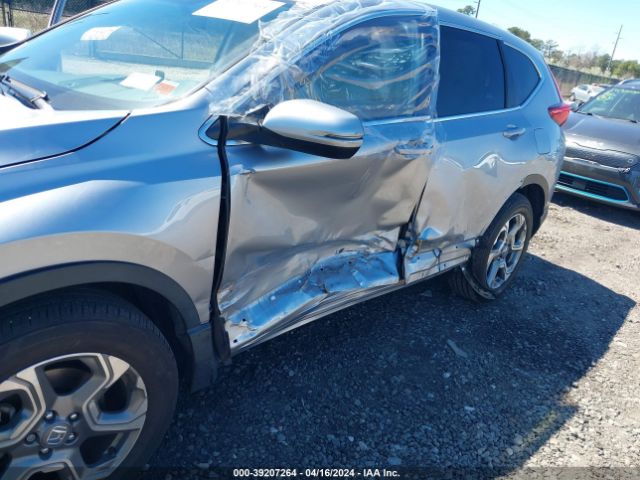 Photo 5 VIN: 7FARW2H8XJE033297 - HONDA CR-V 