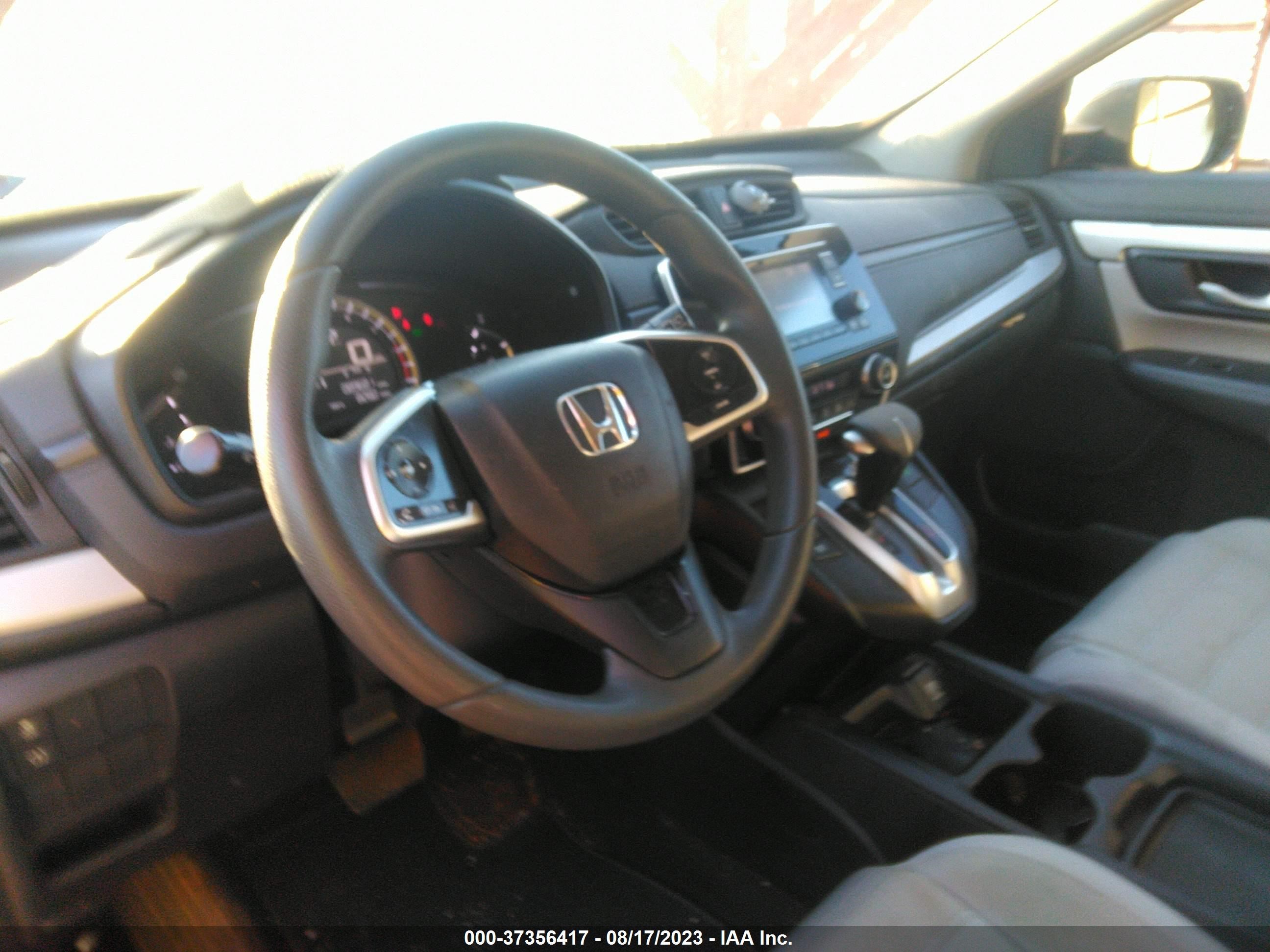 Photo 4 VIN: 7FARW5H3XHE011493 - HONDA CR-V 