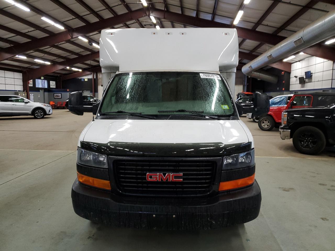 Photo 4 VIN: 7GZ37RCG7KN000480 - GMC SAVANA 