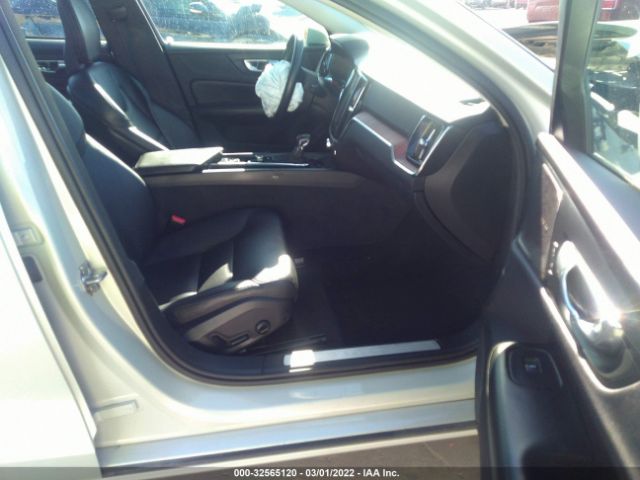 Photo 4 VIN: 7JR102FK1KG000822 - VOLVO S60 