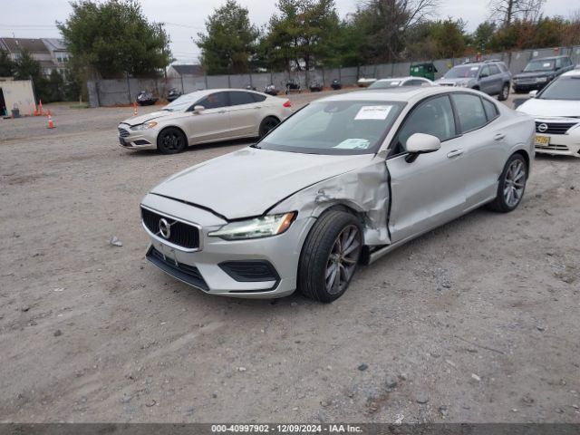 Photo 1 VIN: 7JR102FK1KG002019 - VOLVO S60 