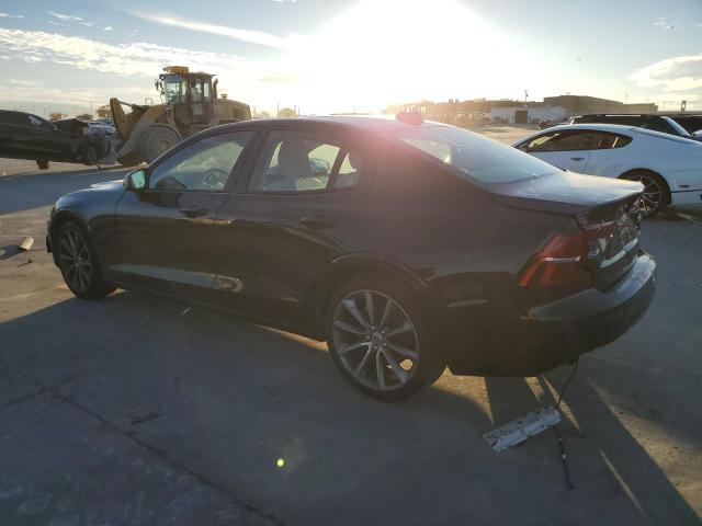 Photo 1 VIN: 7JR102FK2KG009464 - VOLVO S60 T5 MOM 