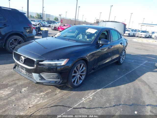 Photo 1 VIN: 7JR102FK2KG015622 - VOLVO S60 